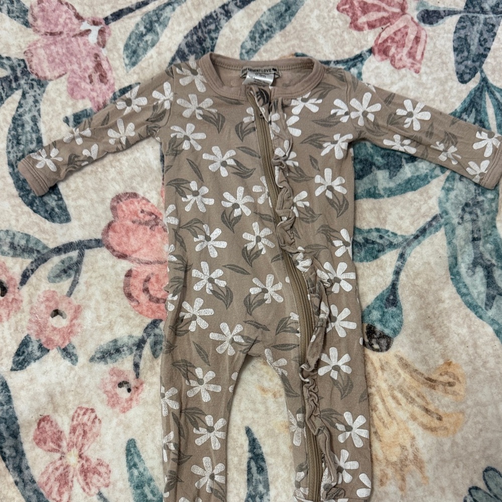 Charming Bamboo Floral Kids Footie in Brown